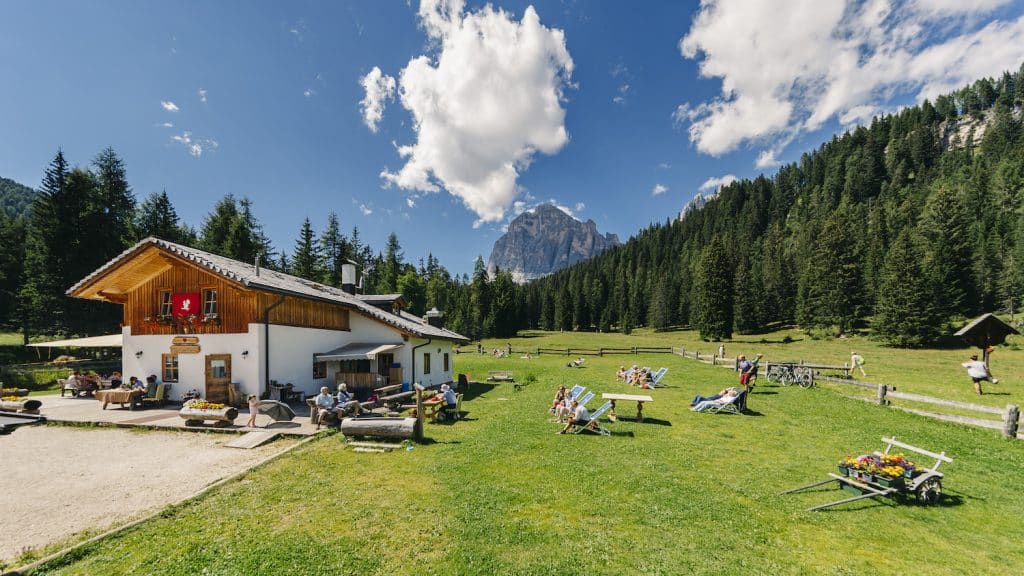 Cortina